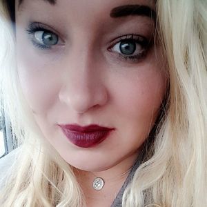 Meet your Posher, Allysia